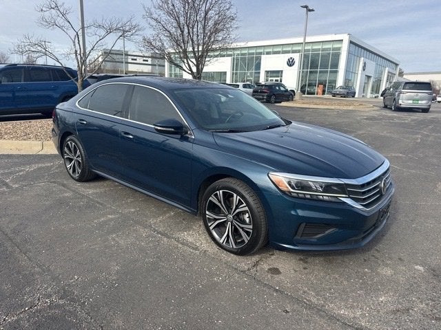 2022 Volkswagen Passat 2.0T SE