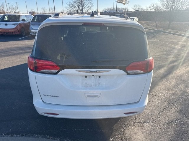 2021 Chrysler Voyager LXI