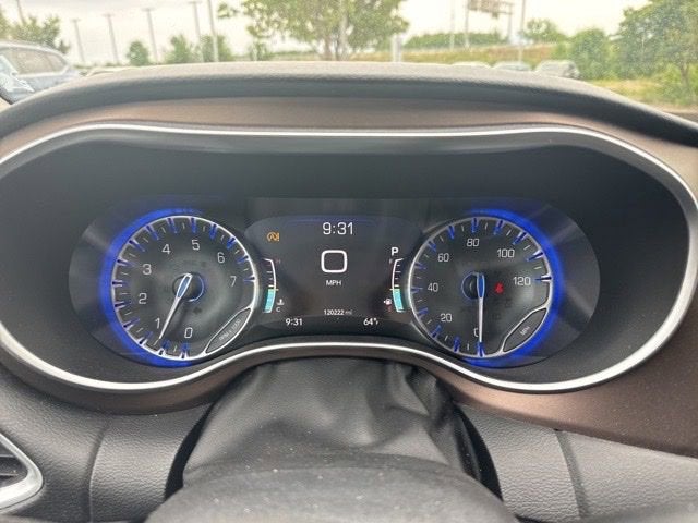 2017 Chrysler Pacifica Touring-L Plus