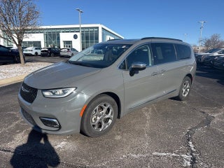 2023 Chrysler Pacifica Limited