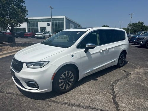 2023 Chrysler Pacifica Hybrid Limited