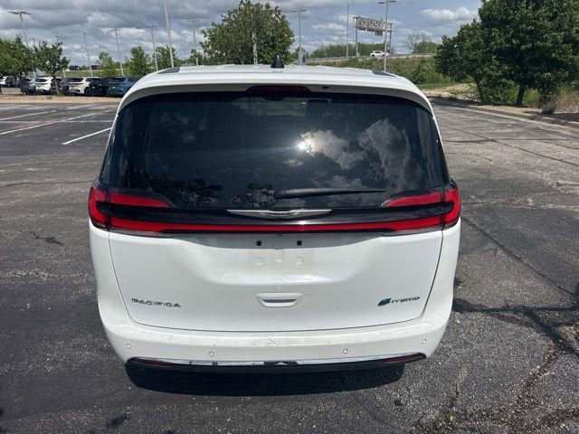 2023 Chrysler Pacifica Hybrid Limited