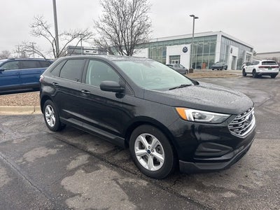 2022 Ford Edge SE