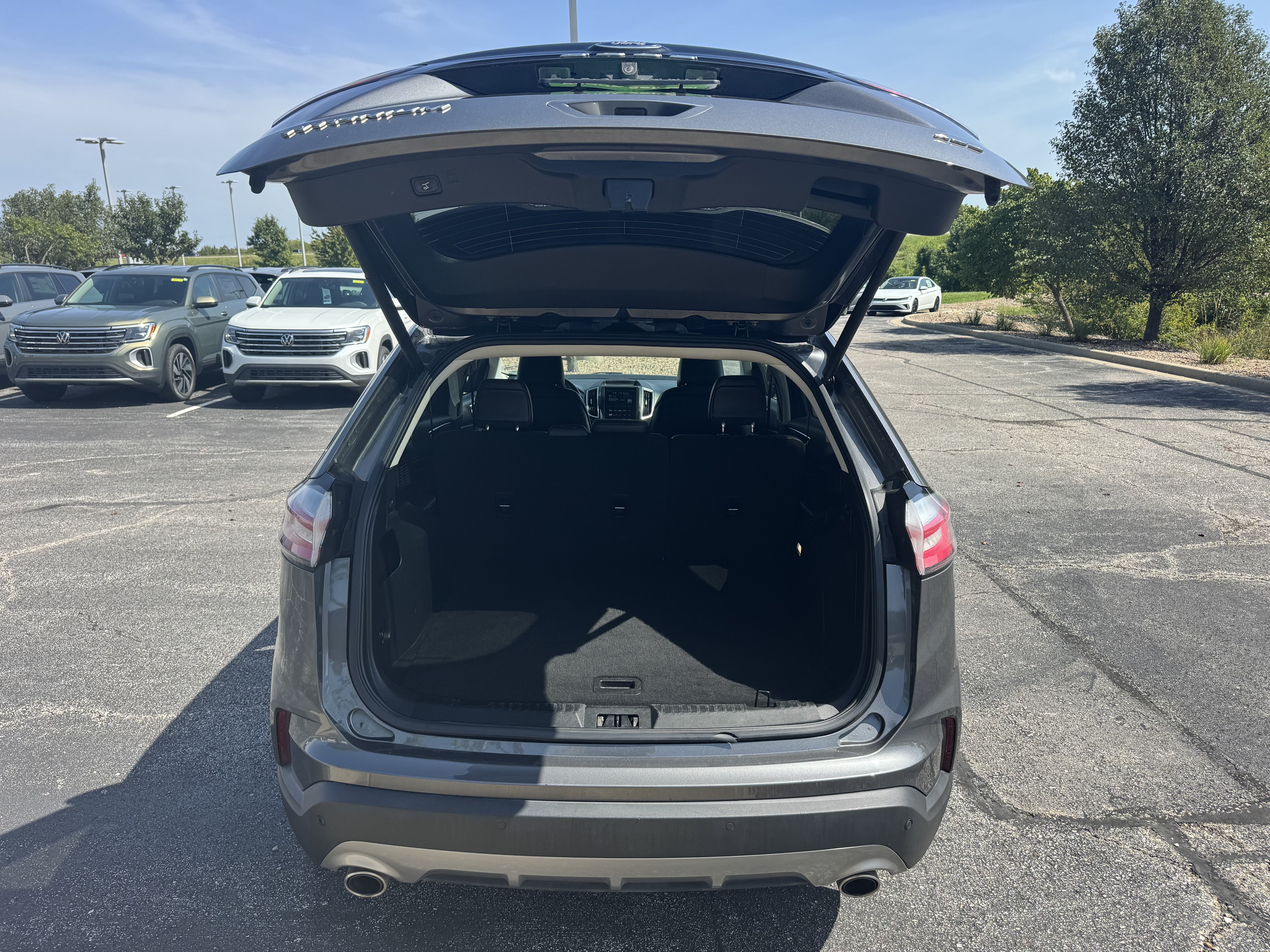 2023 Ford Edge Titanium
