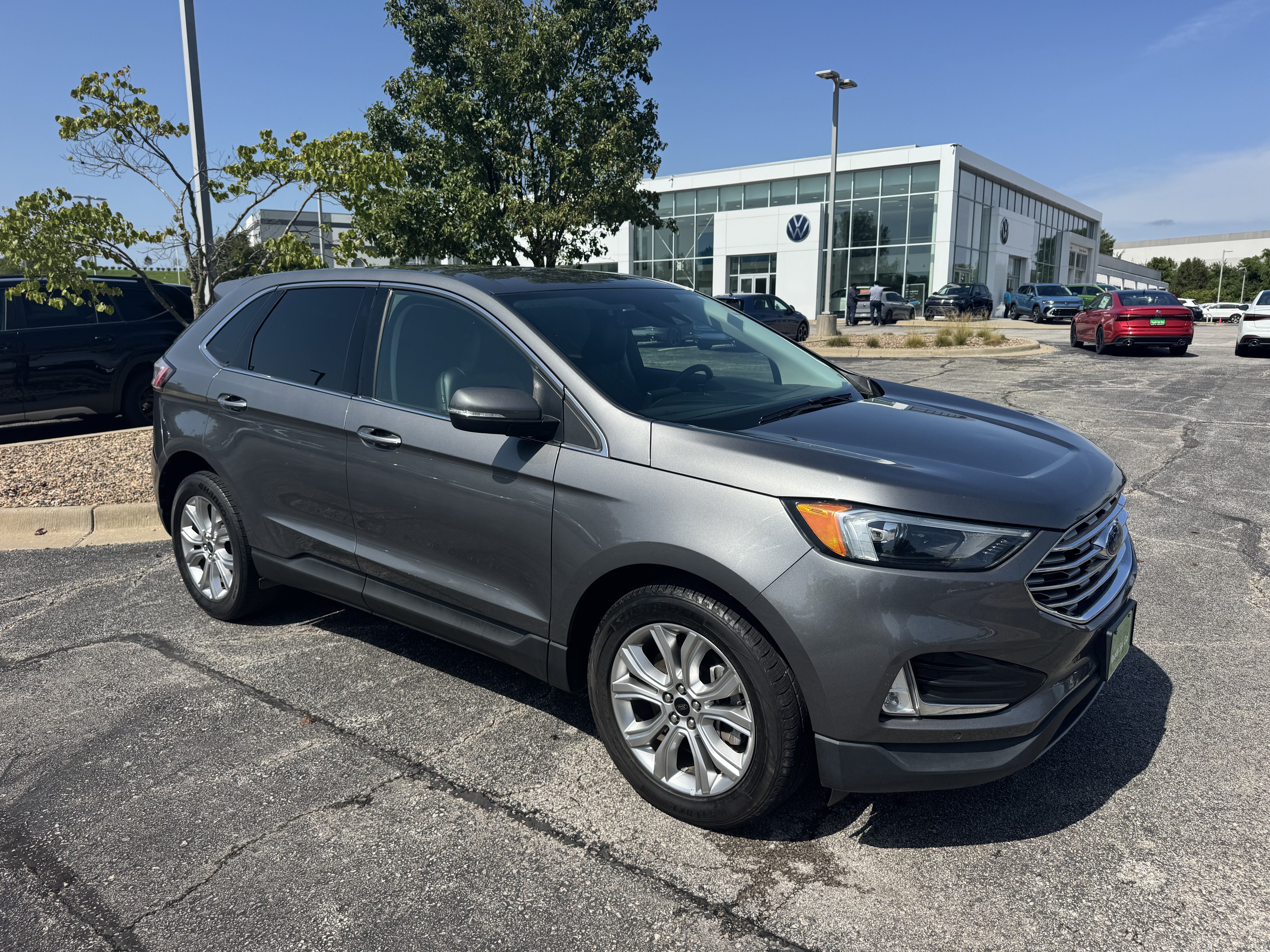 2023 Ford Edge Titanium