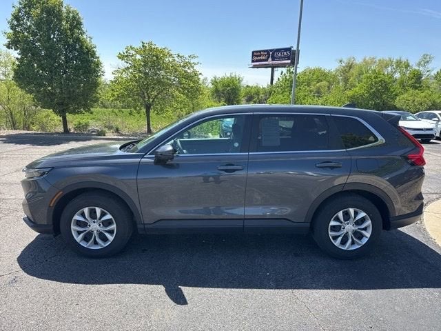 Used 2025 Honda CR-V LX with VIN 2HKRS4H28SH476419 for sale in Kansas City