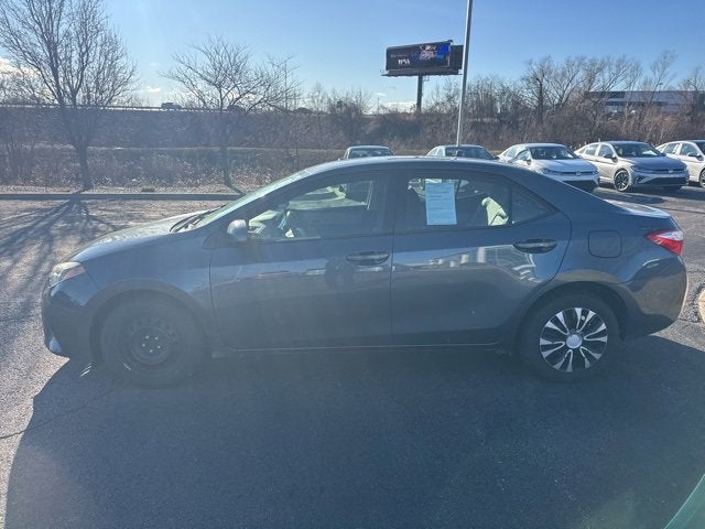 Used 2016 Toyota Corolla LE with VIN 2T1BURHEXGC552395 for sale in Kansas City