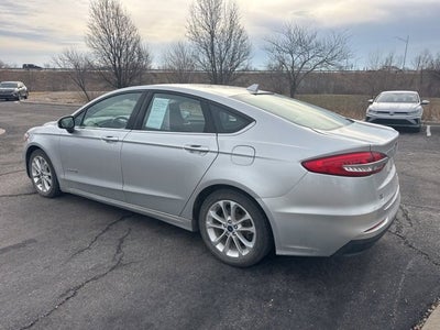 2019 Ford Fusion Hybrid SE