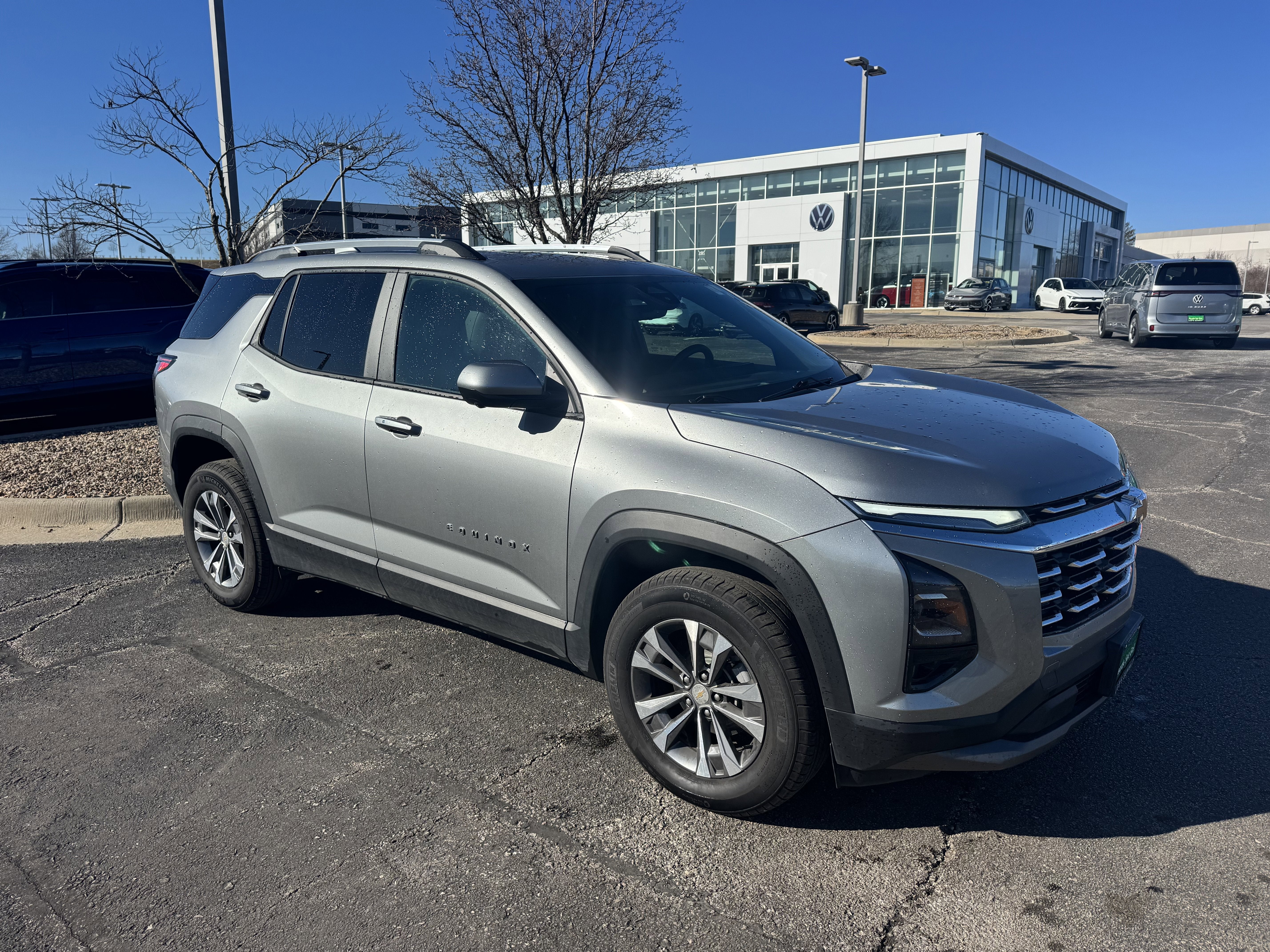 2025 Chevrolet Equinox AWD LT