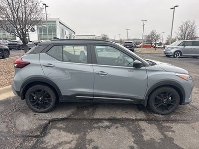 2024 Nissan Kicks SR