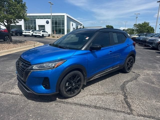 2021 Nissan Kicks SR