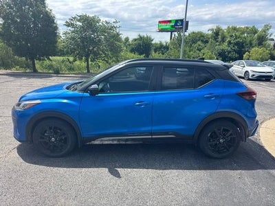 2021 Nissan Kicks SR