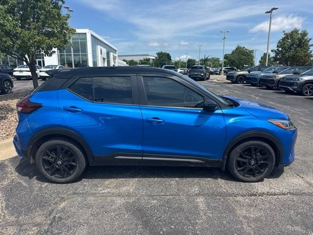 2021 Nissan Kicks SR