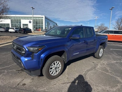 2025 Toyota Tacoma 4WD SR5