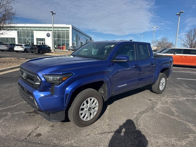 2025 Toyota Tacoma 4WD SR5