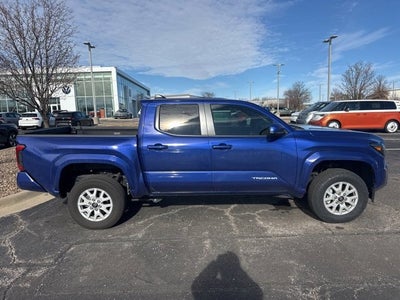 2025 Toyota Tacoma 4WD SR5