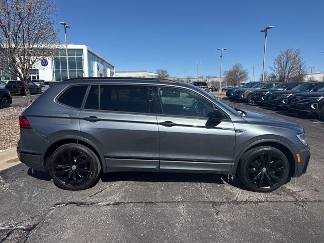 2021 Volkswagen Tiguan SE R-Line Black