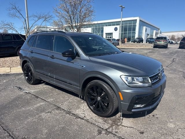 2021 Volkswagen Tiguan SE R-Line Black