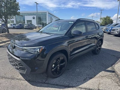 2026 Volkswagen Taos SE Black
