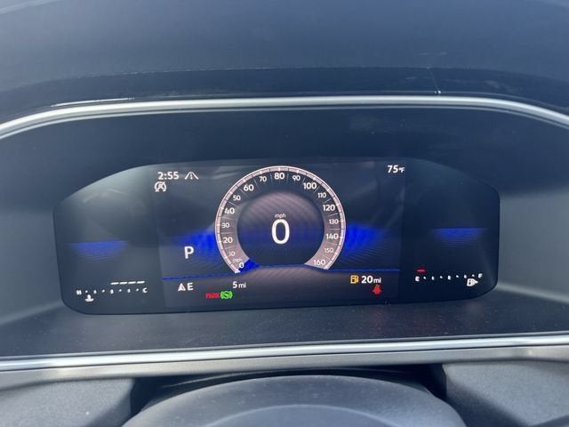 2026 Volkswagen Taos SE Black