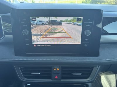 2026 Volkswagen Taos SE Black