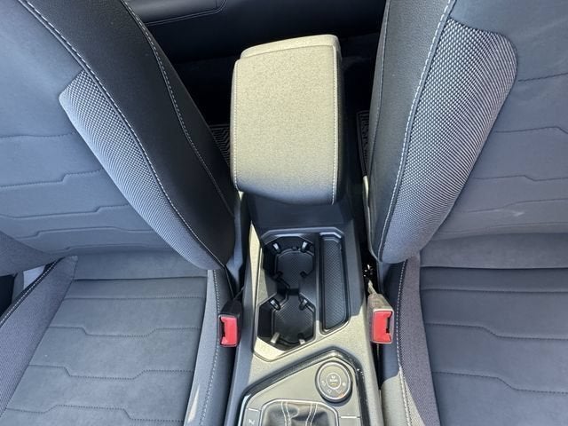 2026 Volkswagen Taos SE Black
