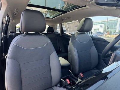 2026 Volkswagen Taos SE Black