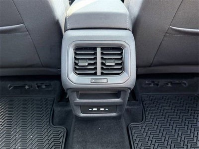 2026 Volkswagen Taos SE Black