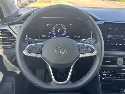 2026 Volkswagen Taos SE Black