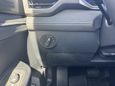 2026 Volkswagen Taos SE Black
