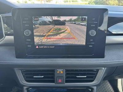 2026 Volkswagen Taos SE Black