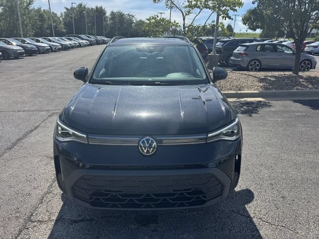 2026 Volkswagen Taos SE Black
