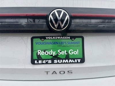 2026 Volkswagen Taos SE Black