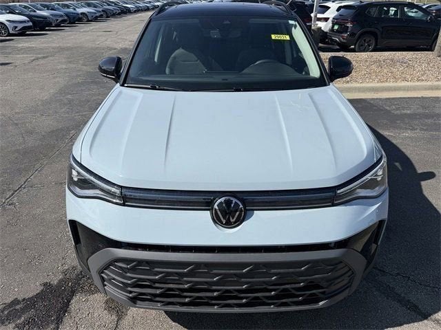 2026 Volkswagen Taos SE Black