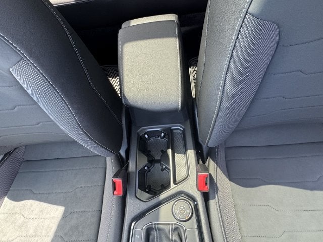 2027 Volkswagen Taos SE Black