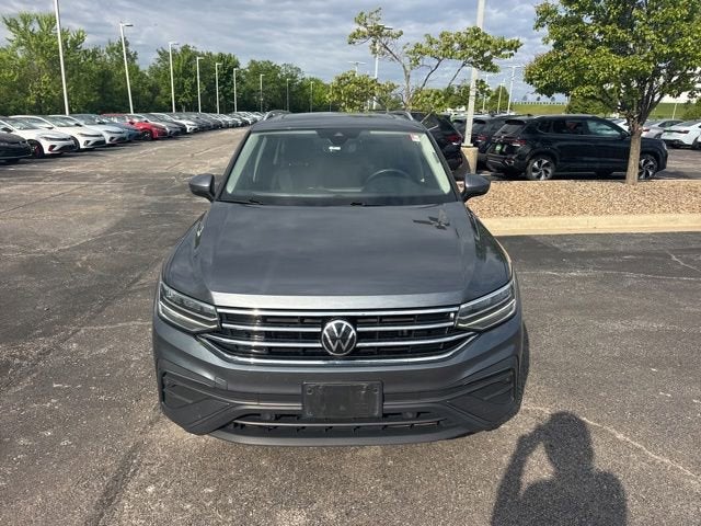 2022 Volkswagen Tiguan SE