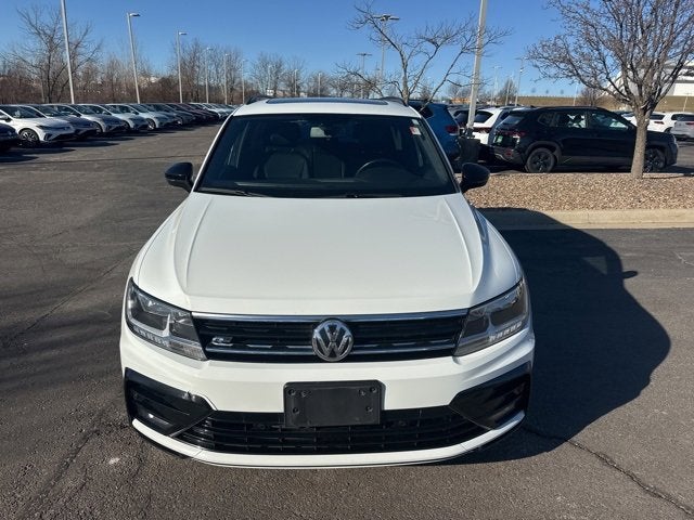 2020 Volkswagen Tiguan SE R-Line Black