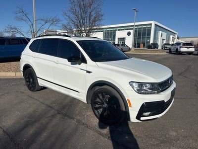 2020 Volkswagen Tiguan SE R-Line Black