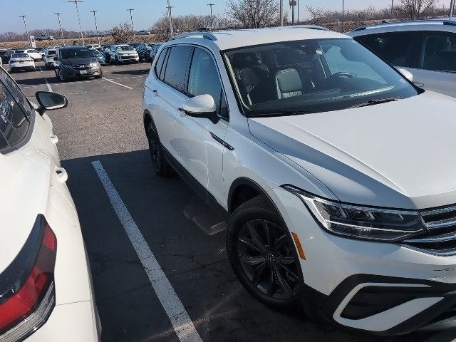 2023 Volkswagen Tiguan SE