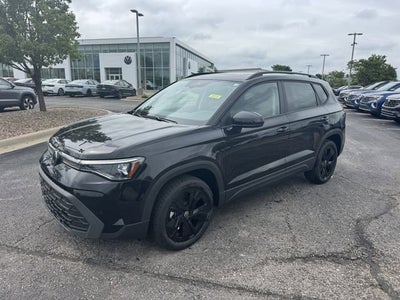 2026 Volkswagen Taos SE Black