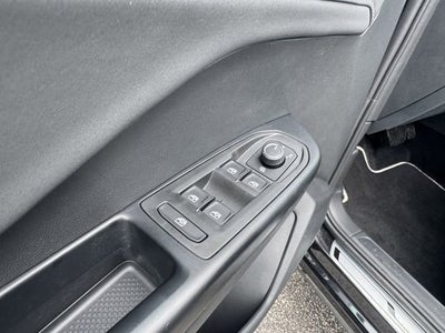 2026 Volkswagen Taos SE Black