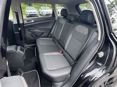 2026 Volkswagen Taos SE Black