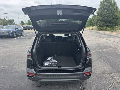 2026 Volkswagen Taos SE Black