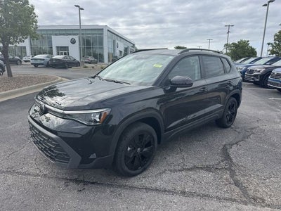 2026 Volkswagen Taos SE Black