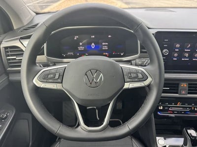 2026 Volkswagen Taos SE Black