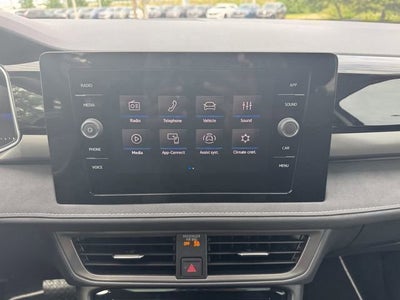 2026 Volkswagen Taos SE Black