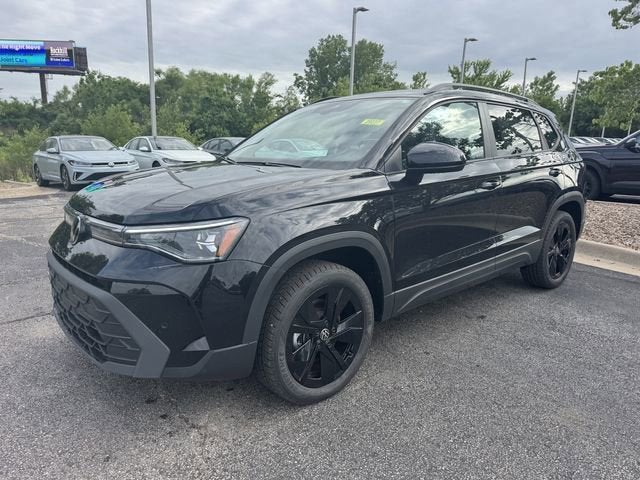 2026 Volkswagen Taos SE Black