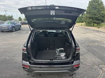 2026 Volkswagen Taos SE Black