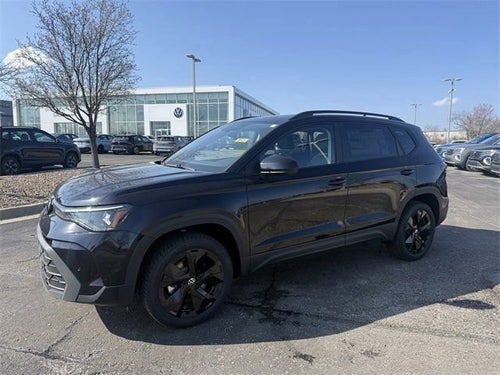2026 Volkswagen Taos SE Black