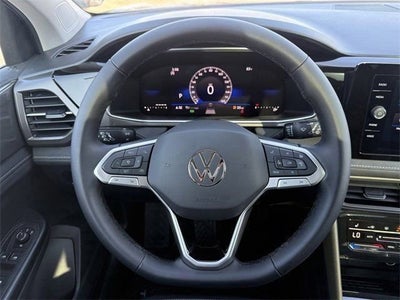2026 Volkswagen Taos SE Black